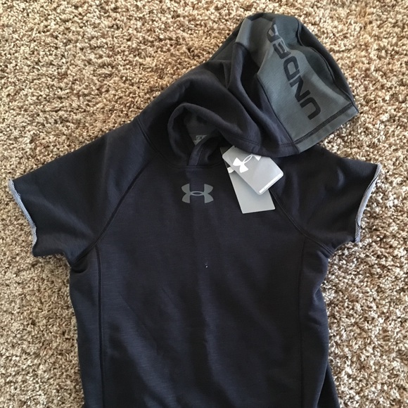 Under Armour Short Sleeve Hooded Shirt 